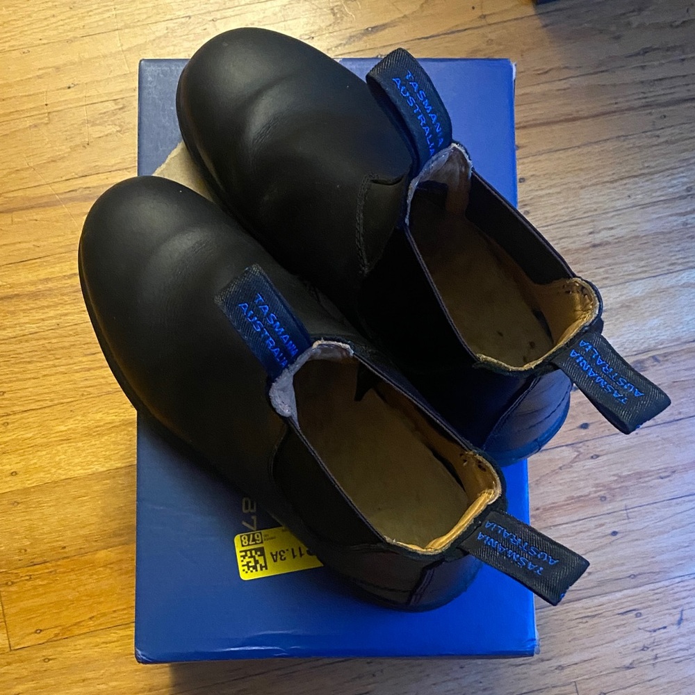Blundstone Insulated, Waterproof Black Leather Boots